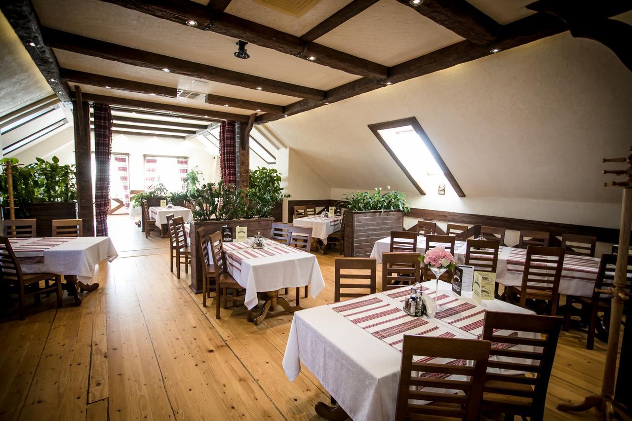 Bed and Breakfast Stary Lwow Korczyna  Exterior foto
