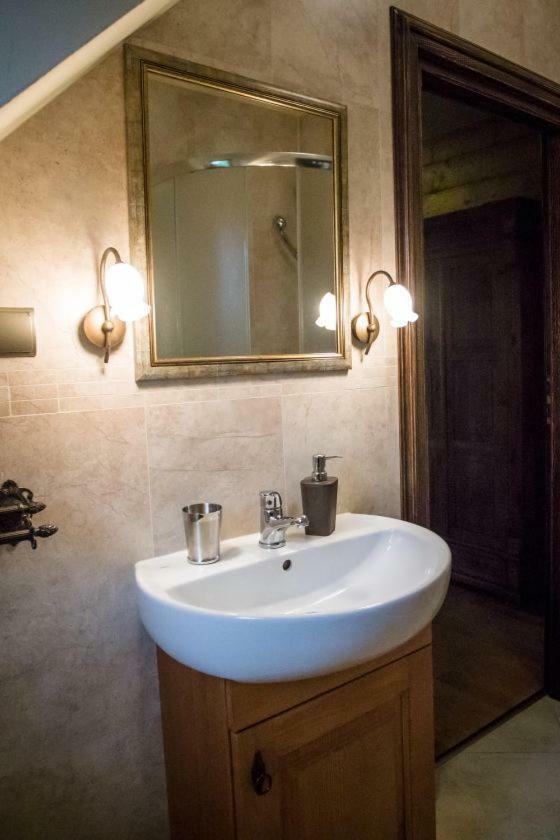 Bed and Breakfast Stary Lwow Korczyna  Exterior foto