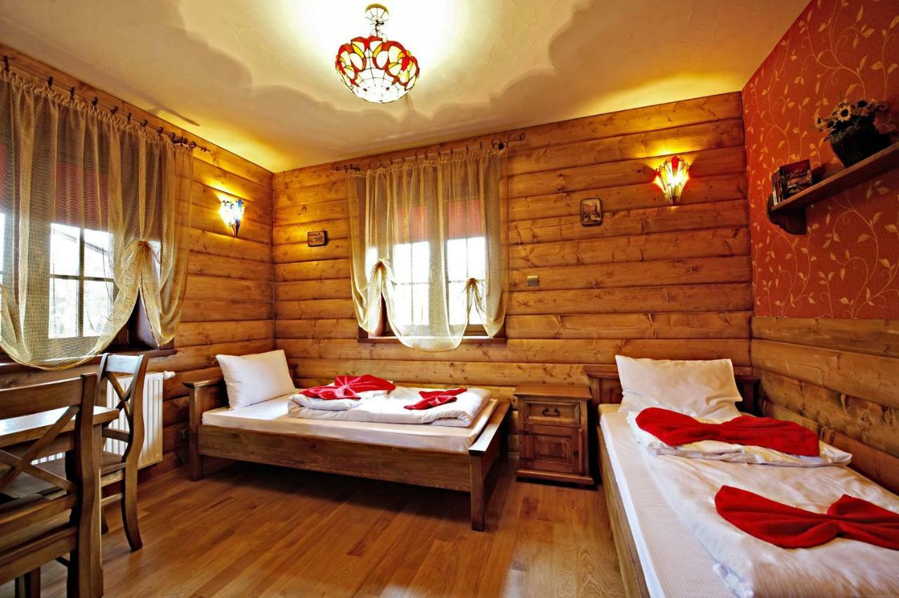 Bed and Breakfast Stary Lwow Korczyna  Exterior foto